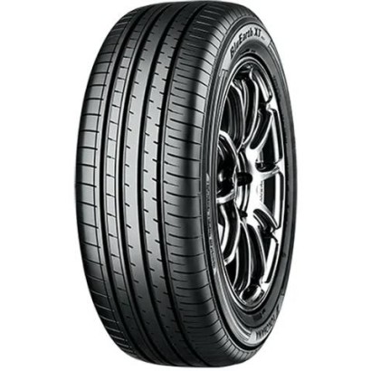 YOKOHAMA BLUEARTHXT AE61 215/65 R16 98H